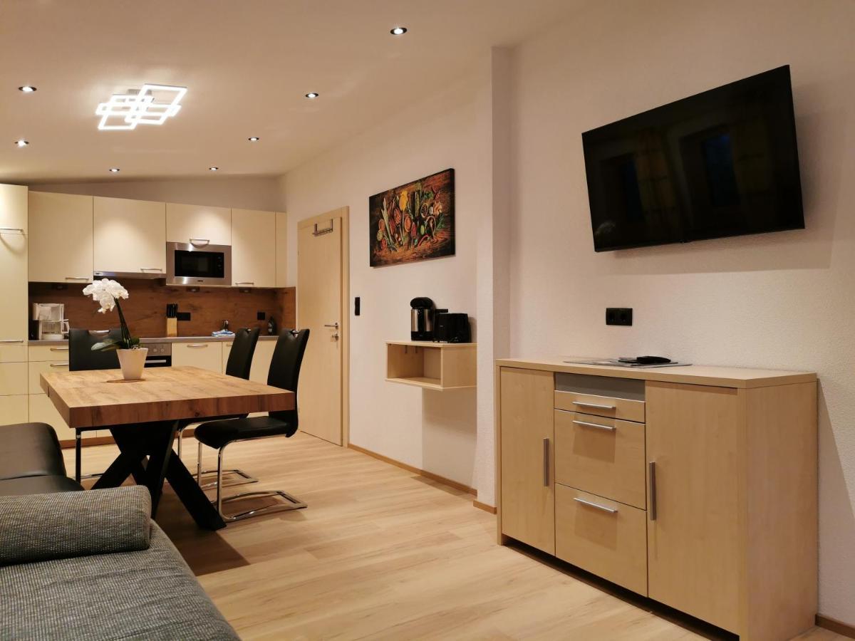 Hotel Garni Schoenblick Solden Ngoại thất bức ảnh