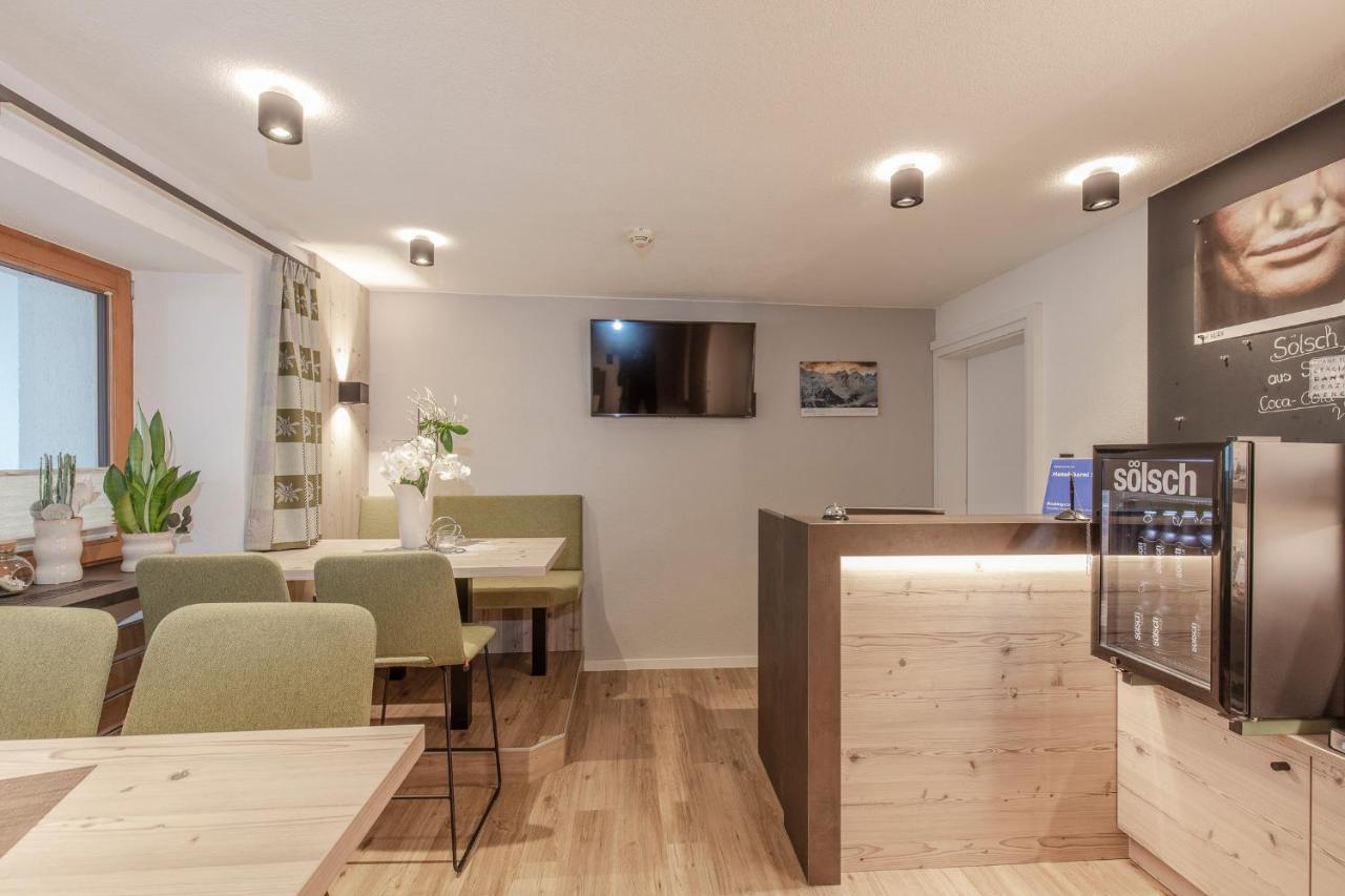 Hotel Garni Schoenblick Solden Ngoại thất bức ảnh