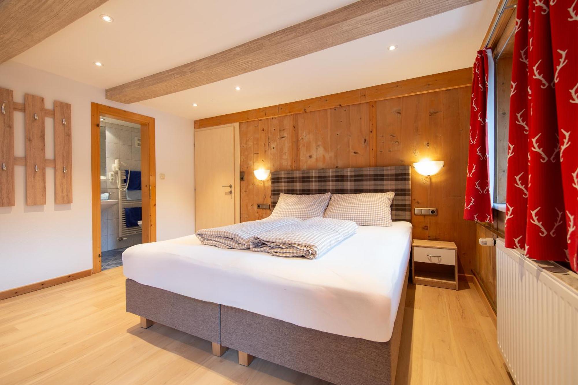 Hotel Garni Schoenblick Solden Ngoại thất bức ảnh
