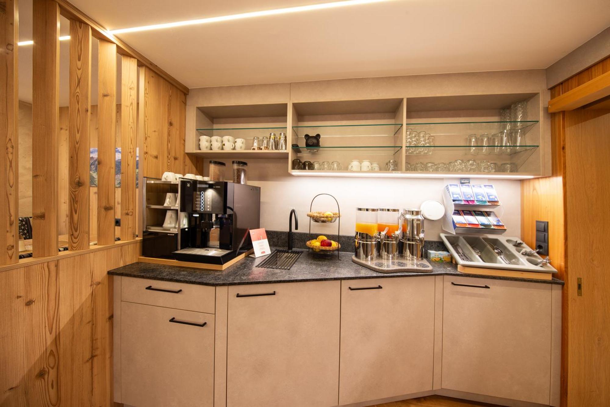 Hotel Garni Schoenblick Solden Ngoại thất bức ảnh