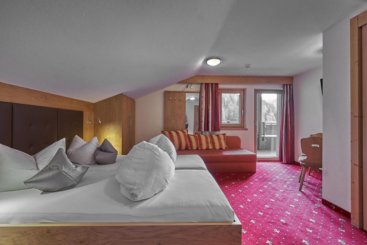 Hotel Garni Schoenblick Solden Ngoại thất bức ảnh